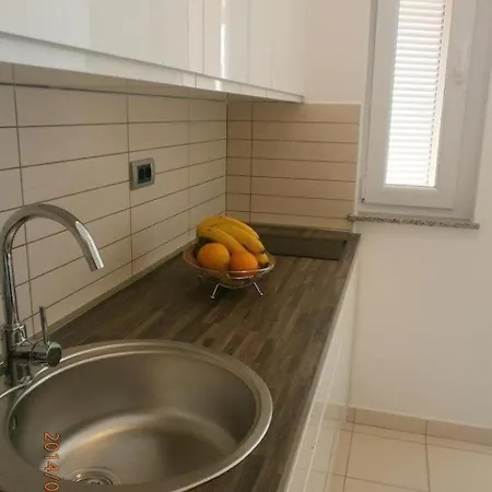 With Parking Spaces Klenovica, Novi Vinodolski - 15987 Apartment *