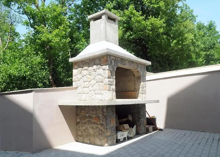 דירה With Parking Spaces Klenovica, Novi Vinodolski - 15987